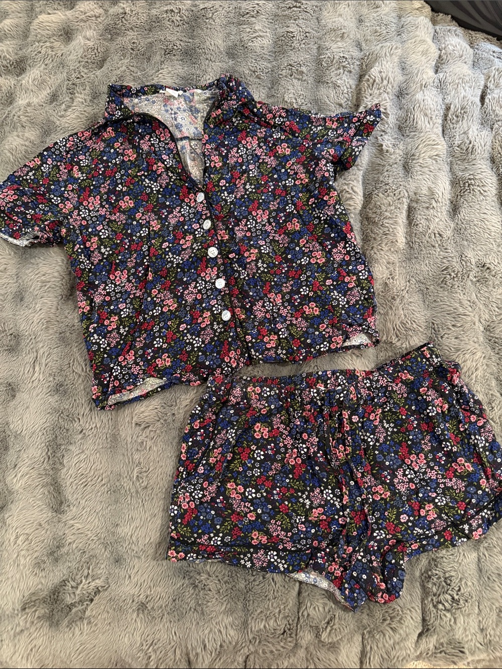 Forever 21 Navy Floral Short Pajama Set